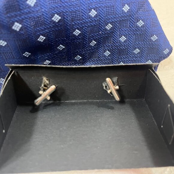 Handmade 100% Silk Cuff Links & Handkerchief Blue - Picture 6 of 11